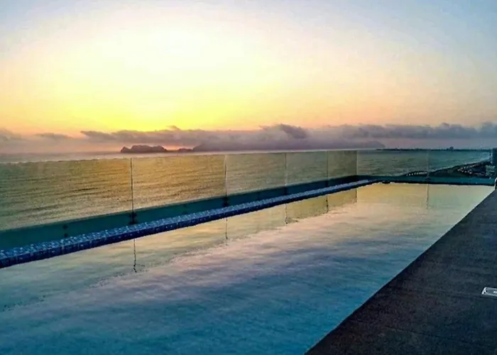 Hermoso Dpto Con Vista Al Mar, Piscina Y Sauna